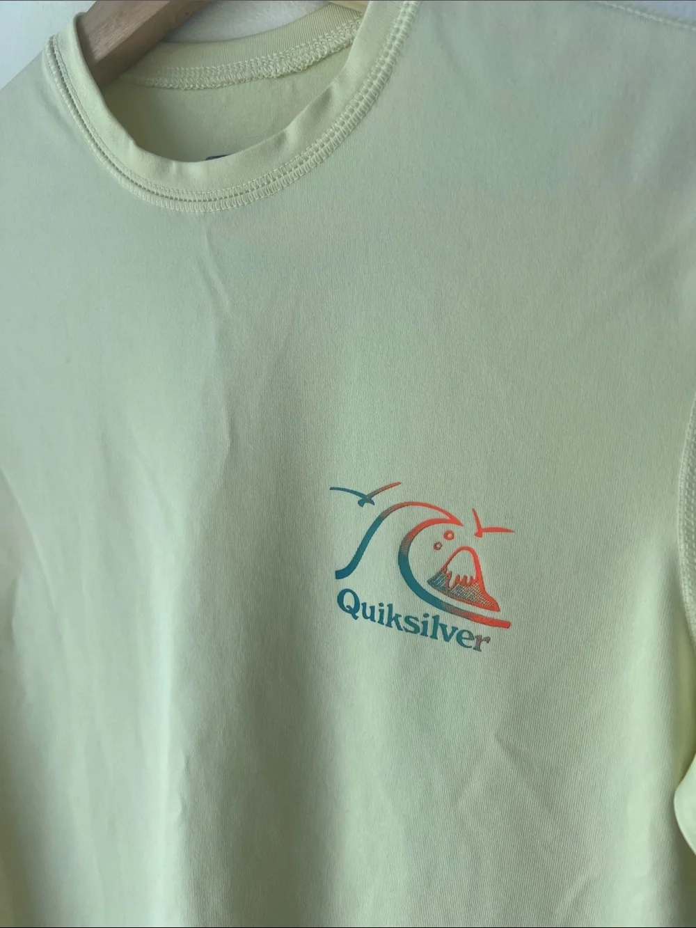 Quiksilver Teen Rash Guard Tee Wave Logo Short Sleeve Tee 12 / Medium